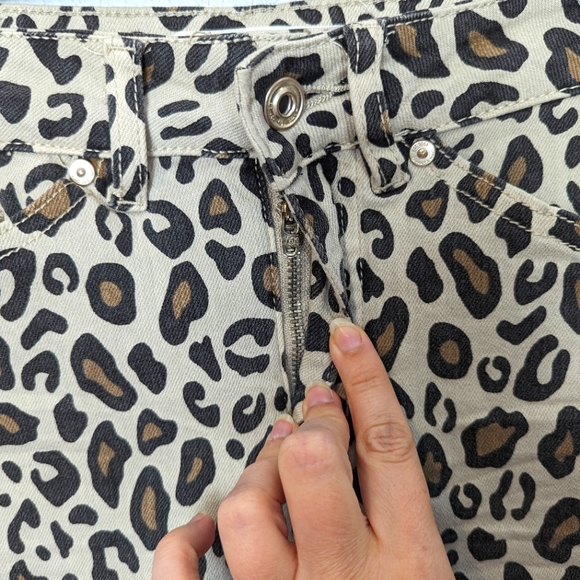 Circle of Trust Leopard Print Mini Skirt Raw Hem Stretchy Brown Tan Cheetah - Picture 11 of 14